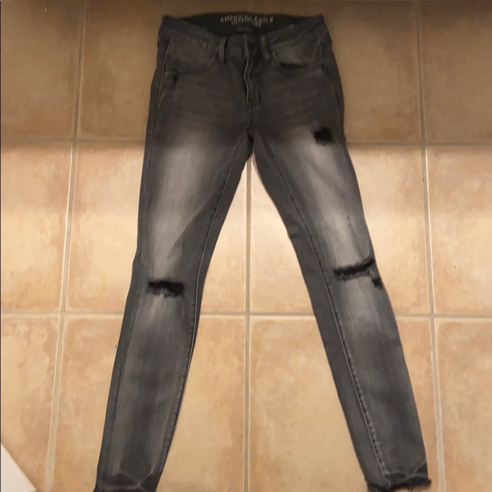 Black distressed jeans